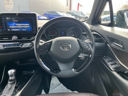 2017 Toyota C-HR - thumbnail 9