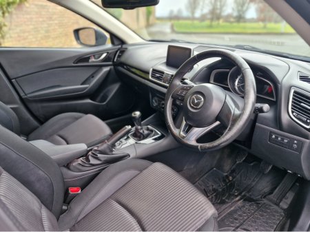 2014 Mazda Mazda3 150PS EXECUTIVE €5,994 thumbnail