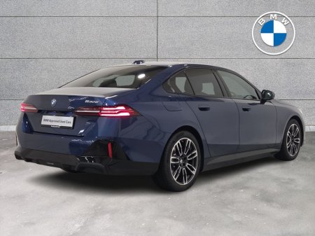 2026 BMW 5 Series  thumbnail