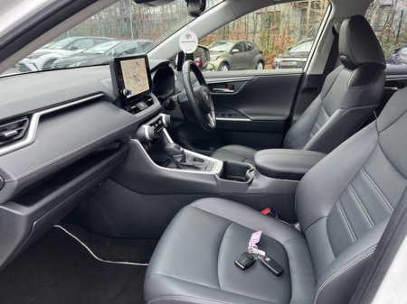 2024 Toyota Rav4 - thumbnail 6