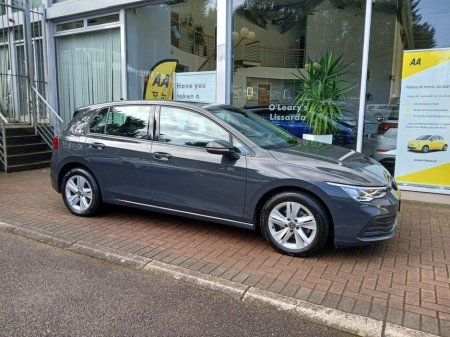 2023 Volkswagen Golf 2.0 TDI 115HP Life, Urano Grey, 1 owner, 60km. €28,500 thumbnail