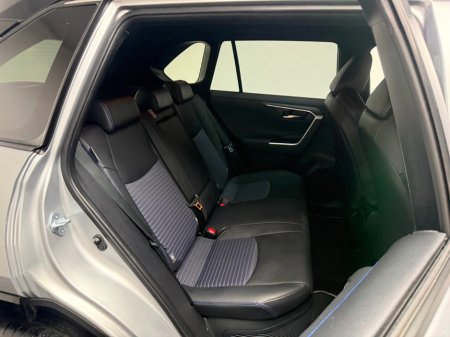 2022 Toyota Rav4 RAV4 HYBRID SPORT €41,990 thumbnail
