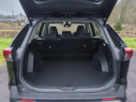 2025 Toyota Rav4 Rav4 Hybrid Luna €49,000 thumbnail