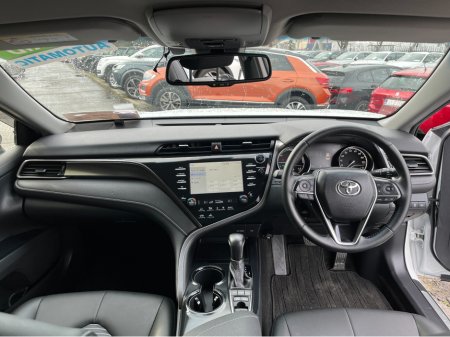 2020 Toyota Camry - thumbnail 13