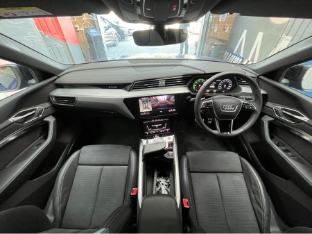 2023 Audi Q8 - thumbnail 24