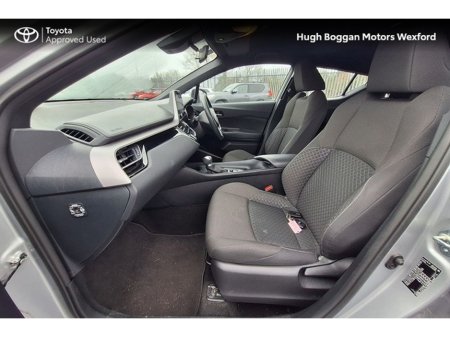 2023 Toyota C-HR - thumbnail 6