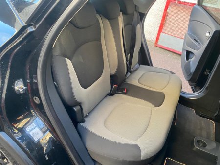 2015 Renault Captur LIFE 1.5 DCI 90 4DR €7,995 thumbnail