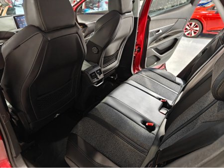 2018 Peugeot 3008 ALLURE 1.2 130 4DR €13,450 thumbnail