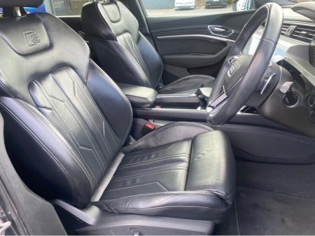 2022 Audi e-tron - thumbnail 13