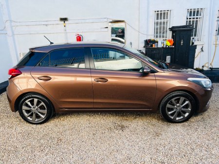 2016 Hyundai i20 - thumbnail 8