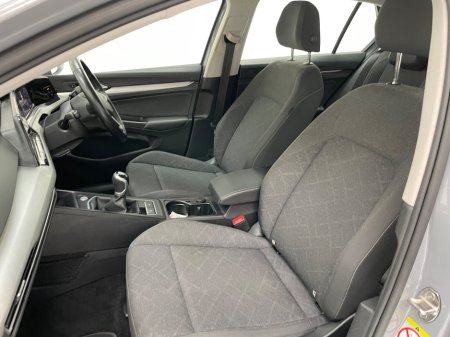 2023 Volkswagen Golf - thumbnail 17