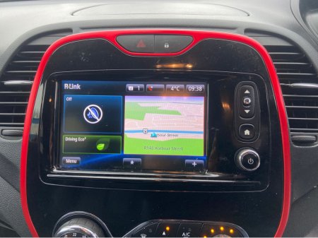 2017 Renault Captur SIGNATURE 1.5 DCI 90 20 4DR//FINANCE AVAILABLE €9,995 thumbnail