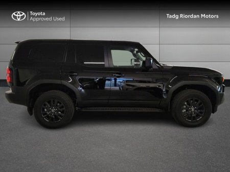 2025 Toyota Landcruiser TWO SEAT COMMERCIAL (N1) €68,995 thumbnail