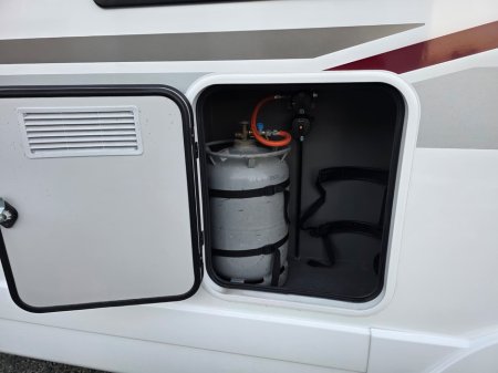 2025 Ford Transit - thumbnail 41