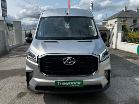 2026 Maxus Deliver 9 FWD SILVER  LUX MODEL