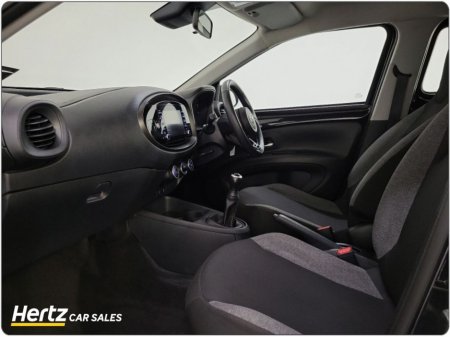 2023 Toyota Aygo X - thumbnail 4