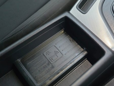 2017 Audi A4 2.0 TDI SPORT ULTRA 150PS 4 4DR AUTO €18,950 thumbnail