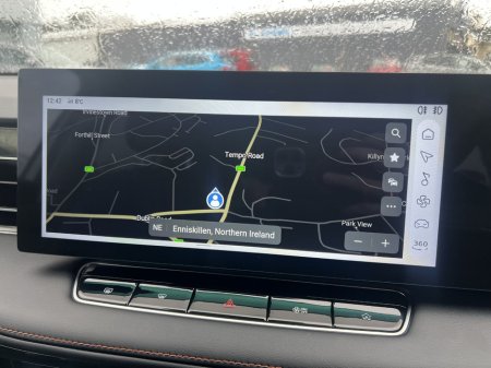 2025 MG HS Trophy thumbnail