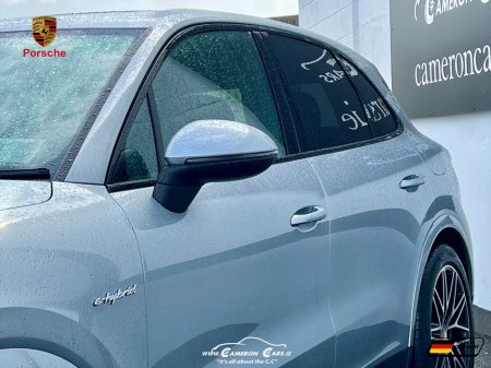 2024 Porsche Cayenne - thumbnail 38