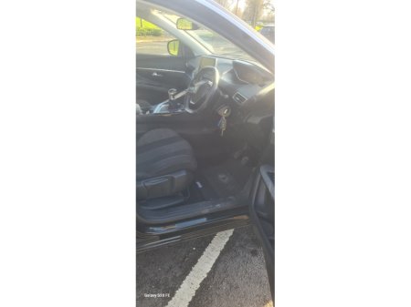 2017 Peugeot 3008 - thumbnail 7