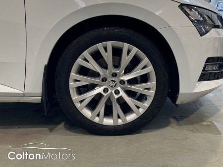 2023 Skoda Superb STYLE 2.0TDI 150HP (AUTOMATIC) €35,450 thumbnail