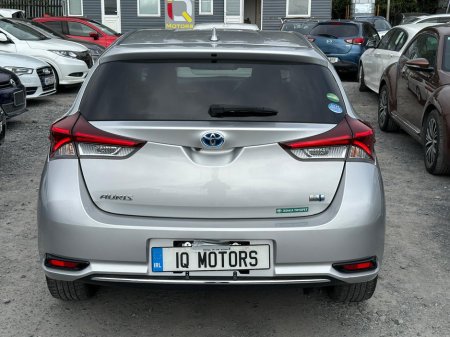 2016 Toyota Auris - thumbnail 5