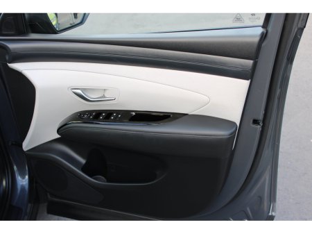 2025 Hyundai Tucson Tucson FL 2WD Executive PHEV Auto €44,950 thumbnail