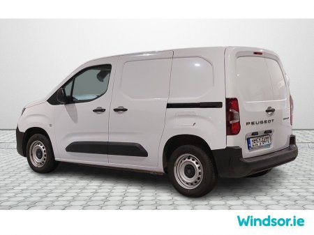 2025 Peugeot Partner PARTNER PRO PLUS1.5 HDI 100 65 PLUS VAT €21,150 thumbnail