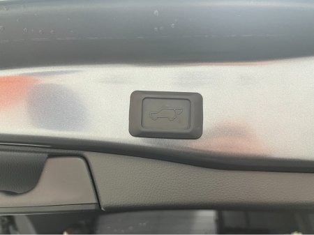 2024 Toyota Rav4 - thumbnail 8