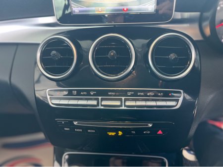 2016 Mercedes-Benz C Class 2.1 D SE saloon €15,950 thumbnail