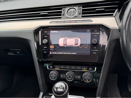 2018 Volkswagen Passat 2.0 TDI GT BLUEMOTION 150PS 4DR €15,950 thumbnail