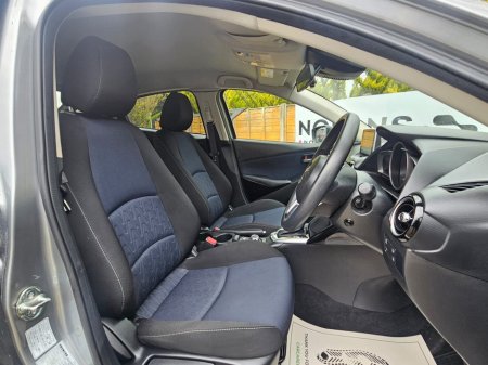 2016 Mazda Demio - thumbnail 18