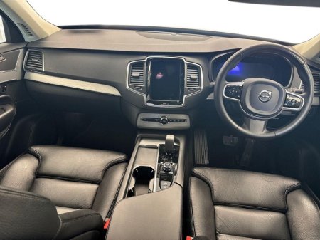 2023 Volvo XC90 - thumbnail 8