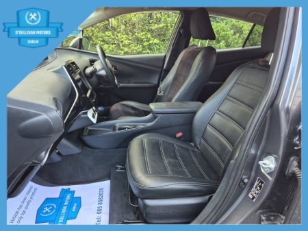 2016 Toyota Prius - thumbnail 16