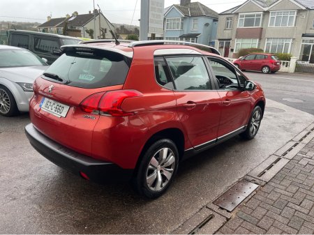 2016 Peugeot 2008 - thumbnail 3