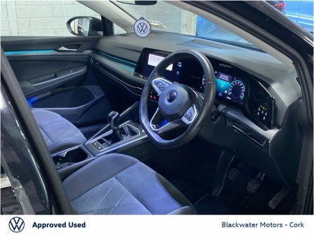 2022 Volkswagen Golf 1.5TSI 130BHP 5DR STYLE €28,995 thumbnail