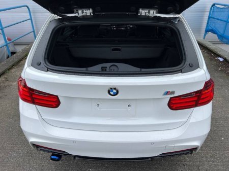 2013 BMW 3 Series - thumbnail 15