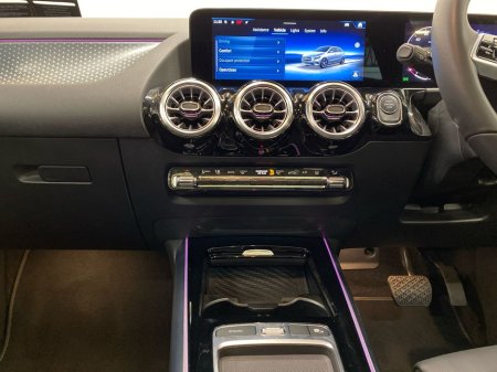 2023 Mercedes-Benz B Class B 250 e PHEV | Progressive Plus | Panoramic Sunroof €44,950 thumbnail