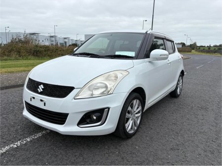 2014 Suzuki Swift - thumbnail 1