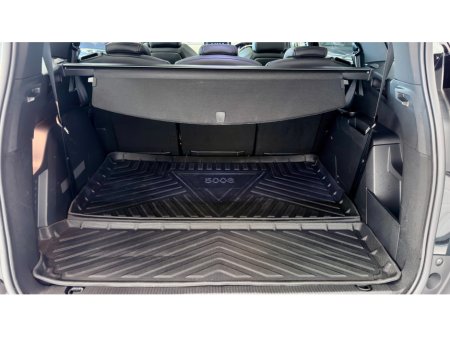 2024 Peugeot 5008 - thumbnail 17