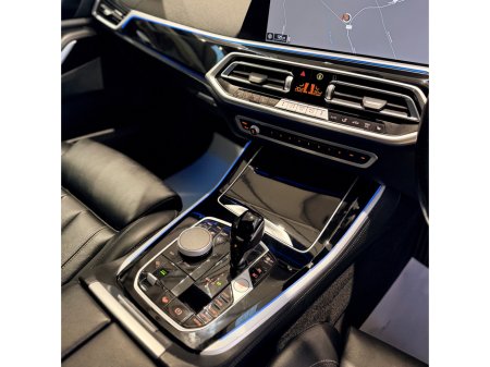2021 BMW X5 XDRIVE45E M SPORT AUTO €49,999 thumbnail