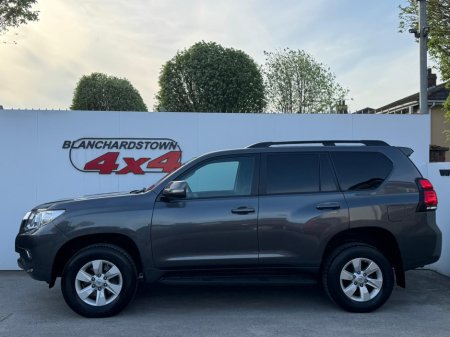 2019 Toyota Landcruiser - photo 3