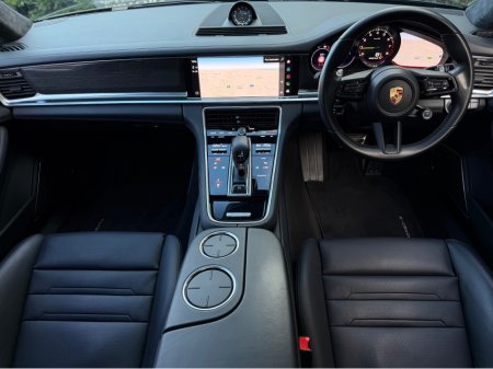 2022 Porsche Panamera 4 E-HY E-HYBRID 5DR AUTO €79,950 thumbnail