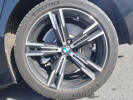 2025 BMW 3 Series - thumbnail 14