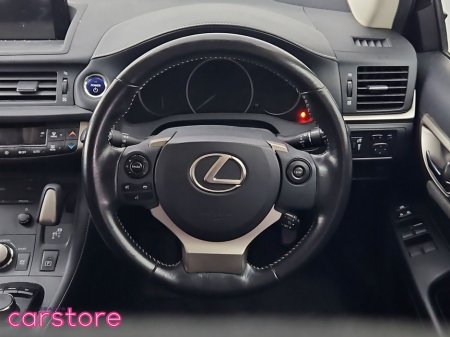 2016 Lexus CT 200 h - thumbnail 17