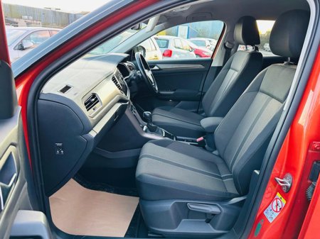 2016 Volvo V40 Cross Country 2.0L Diesel Automatic (9040) €13,995 thumbnail