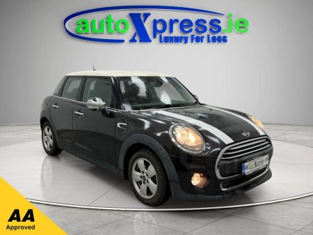 2016 MINI One 1.2 Automatic, Reversing camera