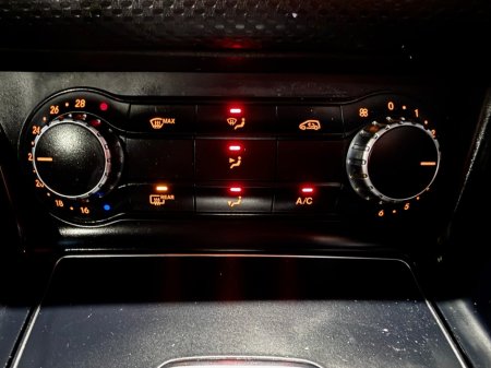 2016 Mercedes-Benz A Class - thumbnail 22