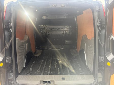 2021 Ford Transit Connect 200 LIMITED EDITION TDCI €18,550 thumbnail