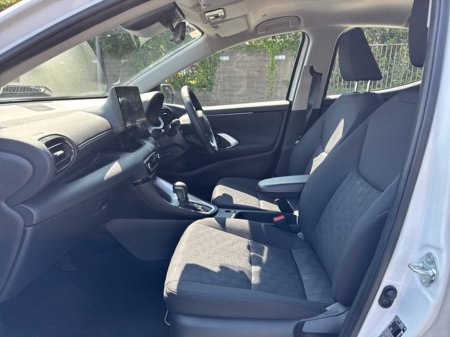 2025 Toyota Yaris - photo 6